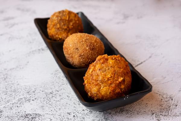 5 razones divertidas y 3 secretos de cocina para que idolatres las croquetas (de Carmela)