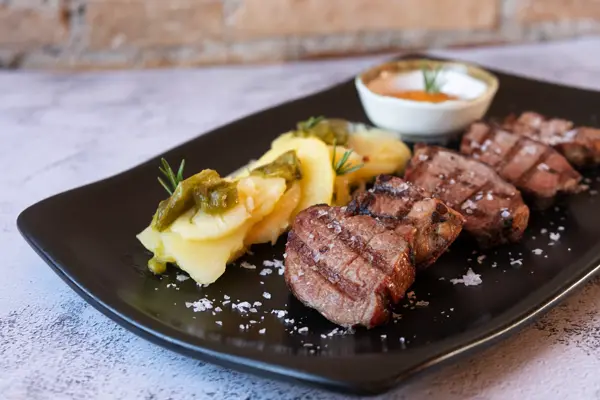 La Cuchara de Carmela: Restaurante de auténtica comida tradicional en Granada