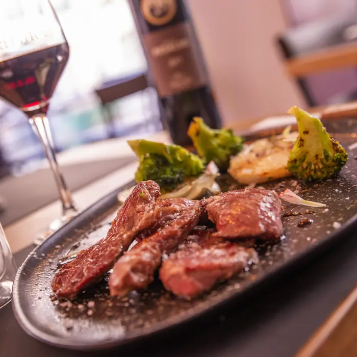 Restaurante italiano La Piccola Carmela de Granada: La auténtica pizza napolitana en tu plato